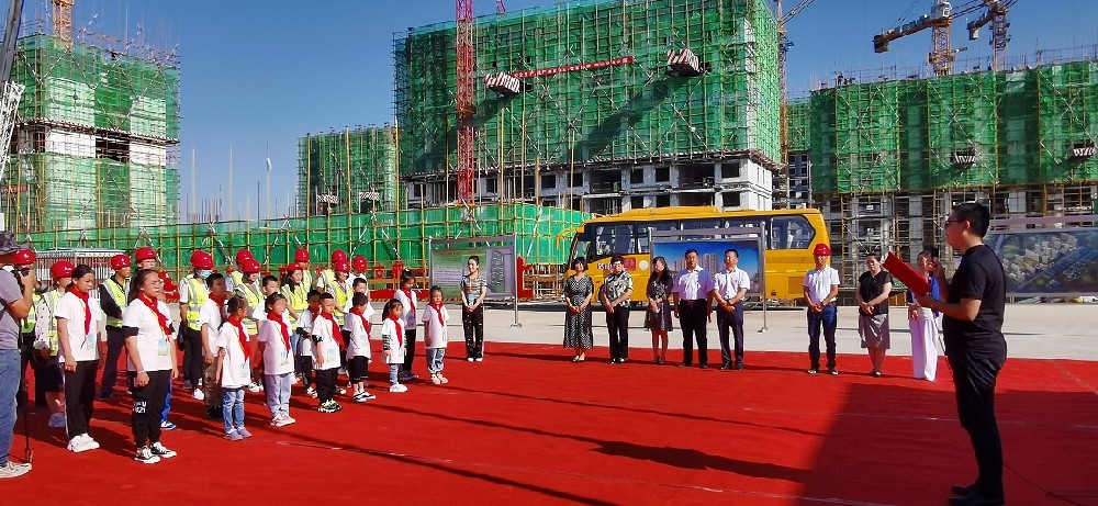 用愛筑巢 守護(hù)候鳥 用愛筑巢 守護(hù)候鳥